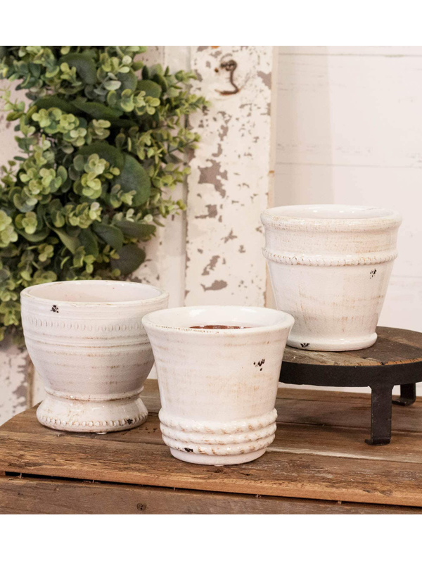 set of pots